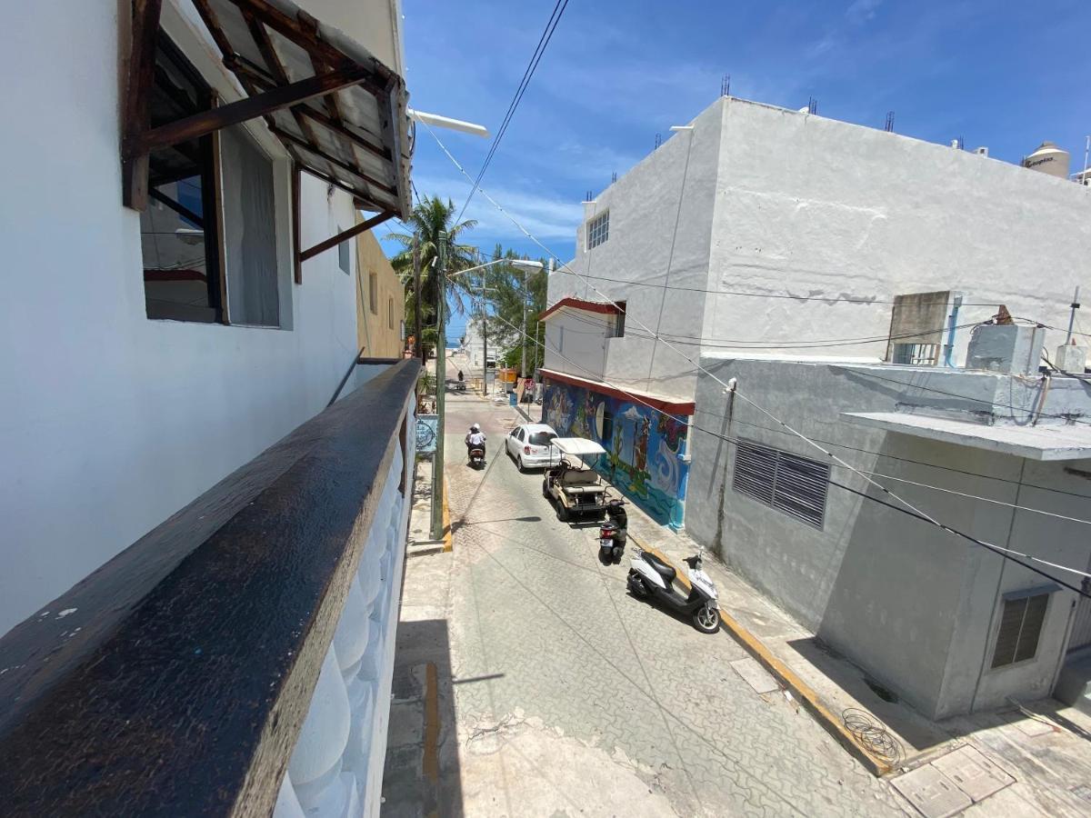 Hotel La Famiglia Isla Mujeres Exterior foto